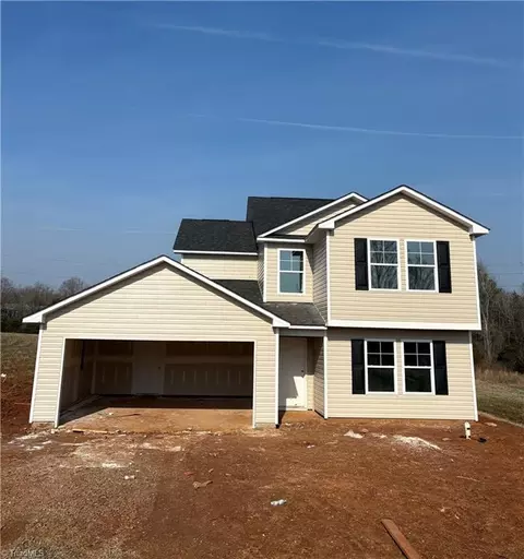 181 Woodberry Dr, Lexington, NC 27292