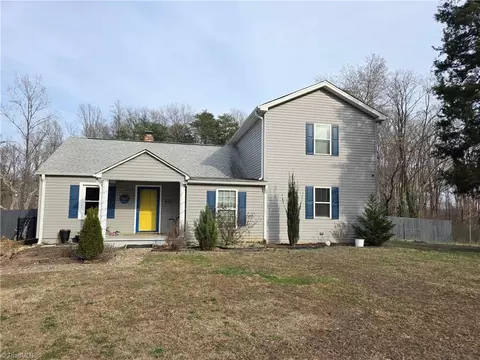 3911 Macarthur St, Winston Salem, NC 27107