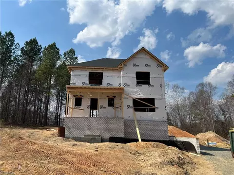 355 Cool Run, Lexington, NC 27295