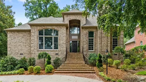 3300 Forsyth Dr, Greensboro, NC 27407