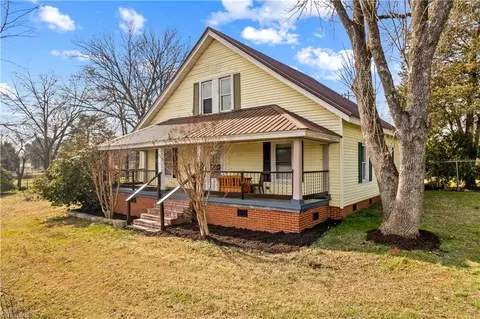 1022 Railroad Ave, China Grove, NC 28023