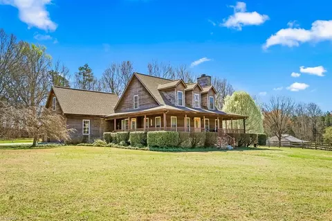 271 Palomino Trl, Lexington, NC 27295