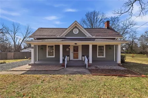 505 Decatur St W, Madison, NC 27025