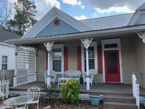 111 College St, Littleton, NC 27850