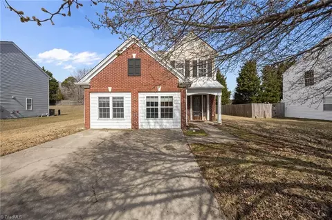 4043 Windstream Ct, Jamestown, NC 27282