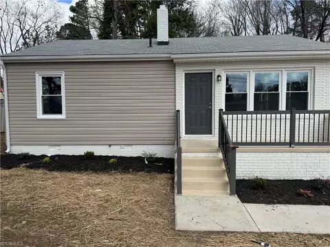 Exterior - 1402 Darden St, High Point, NC 27262 photo 2 of 3