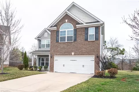 15 Harvest Oak Ct, Greensboro, NC 27406