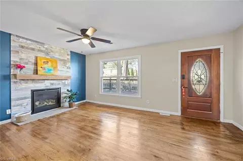 Living - 112 Logan Ct, King, NC 27021 photo 1 of 4