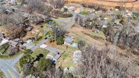 View/Area - 112 Logan Ct, King, NC 27021 photo 2 of 6