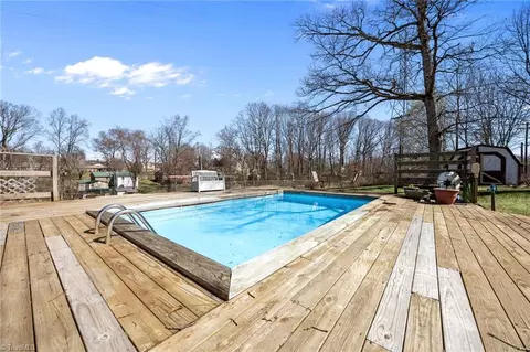 Exterior - 112 Logan Ct, King, NC 27021 photo 6 of 13