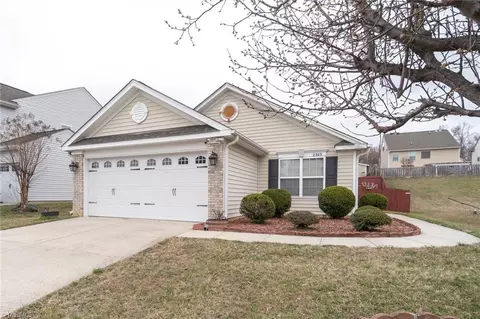 2303 Talon Dr, Mcleansville, NC 27301