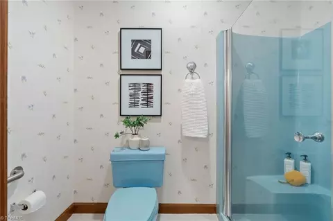 Bath - 4875 Hampton Rd, Clemmons, NC 27012 photo 2 of 3