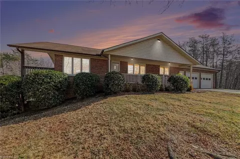 4037 Flat Shoals Rd, Germanton, NC 27019