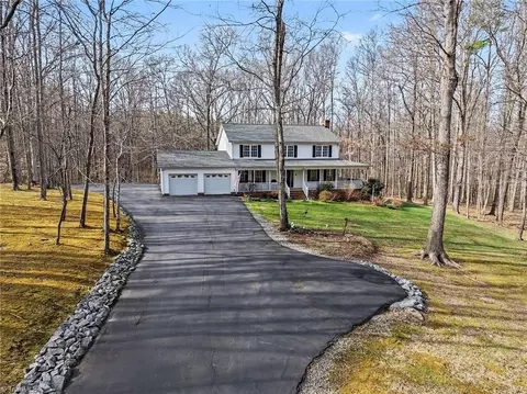 Exterior - 4717 Deaton Rd, Trinity, NC 27370 photo 3 of 10