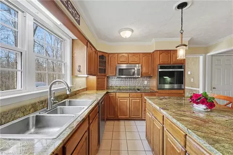 Kitchen - 4717 Deaton Rd, Trinity, NC 27370 photo 3 of 3