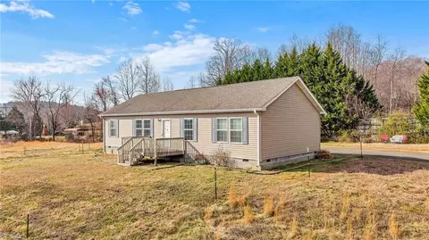 791 Charity Church Rd, Millers Creek, NC 28651