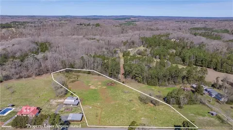 329 Lake Park Rd, Asheboro, NC 27203