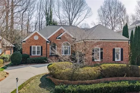 15 Cape May Pt, Greensboro, NC 27455
