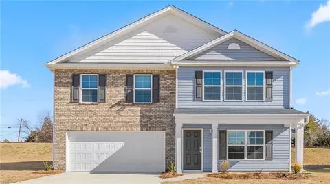 128 Greenbrier Way, Stoneville, NC 27048