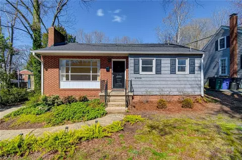 2229 Cherokee Ln, Winston Salem, NC 27103