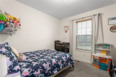 Bedroom - 405 Amazon St, Thomasville, NC 27360 photo 5 of 6