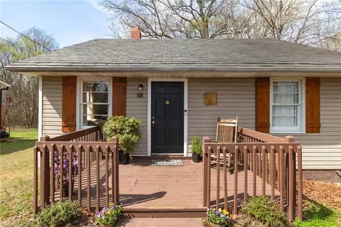 319 Avery Ave, High Point, NC 27265