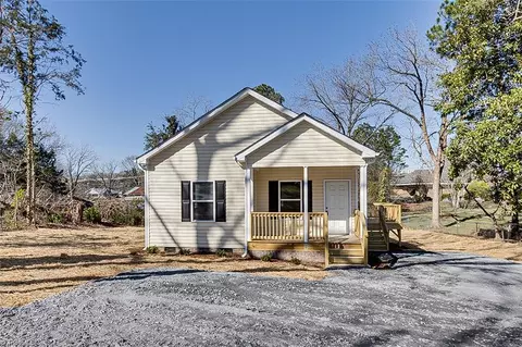 Exterior - 604 Oliver St, Ramseur, NC 27316 photo 9 of 9