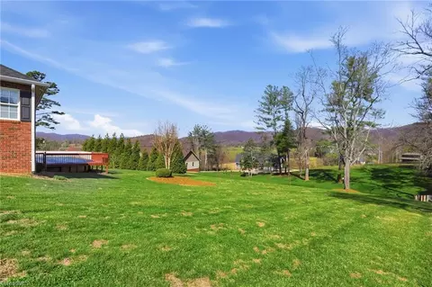 Exterior - 362 Mountain Shadows Dr, Purlear, NC 28665 photo 4 of 8