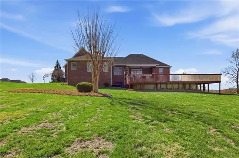 Exterior - 362 Mountain Shadows Dr, Purlear, NC 28665 photo 6 of 8