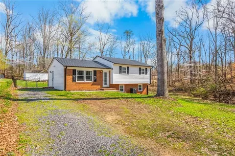 885 Tierney Dr, Lewisville, NC 27023