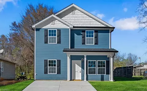 212 Emma St, Thomasville, NC 27360