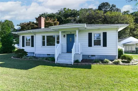 2714 Richard St, Greensboro, NC 27405