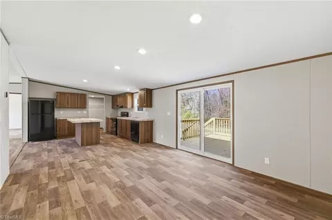 153 Mosley Loop, Madison, NC 27025 photo 16
