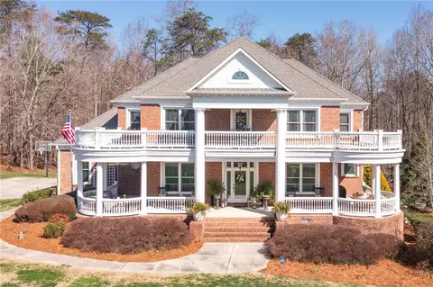 441 Mashie Dr, Summerfield, NC 27358