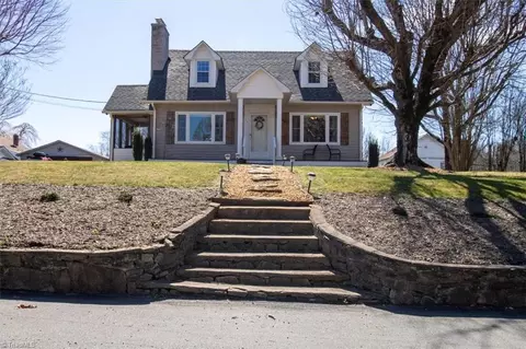 110 Main St E, Jonesville, NC 28642