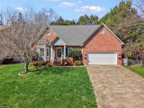 4460 Greenfield Way Dr, Winston Salem, NC 27103