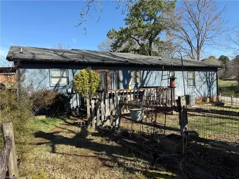 Exterior - 4151 Valley Ridge Dr, Trinity, NC 27370 photo 8 of 8