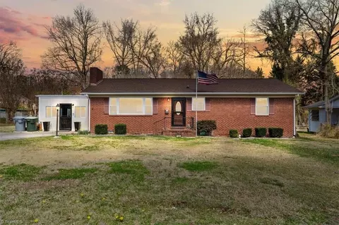 1025 Parkview St, Asheboro, NC 27203