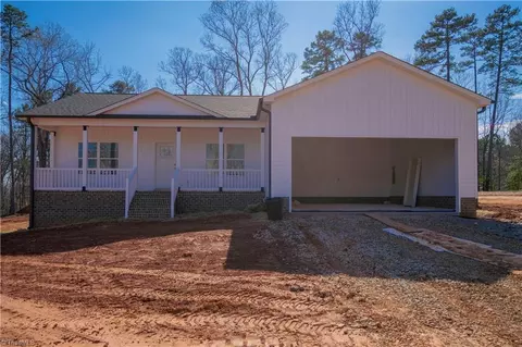 2827 Beckner Rd, Lexington, NC 27292