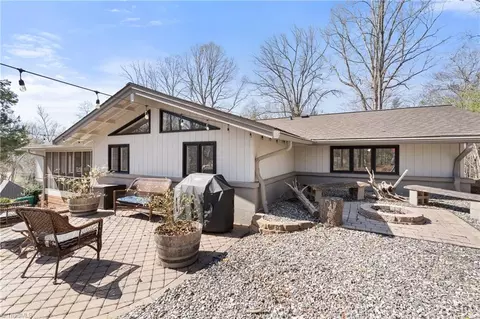 Exterior - 7588 Lasater Rd, Clemmons, NC 27012 photo 7 of 9