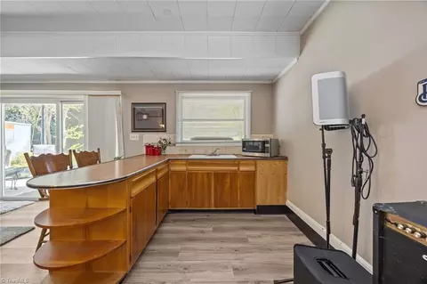 Kitchen - 709 Overbrook Dr, High Point, NC 27262 photo 4 of 4