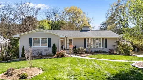 709 Overbrook Dr, High Point, NC 27262