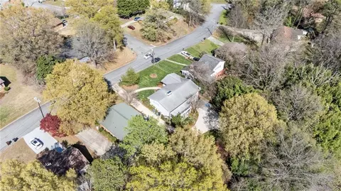 View/Area - 709 Overbrook Dr, High Point, NC 27262 photo 5 of 5
