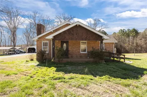 4027 Old Lexington Rd, Asheboro, NC 27205