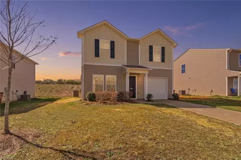 109 Lemon Ln, Greensboro, NC 27405