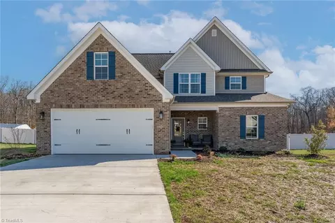 206 Hackamore Trl, Lexington, NC 27295