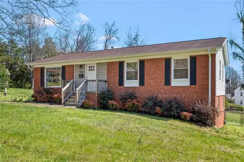 1716 Camden Rd, Winston Salem, NC 27103