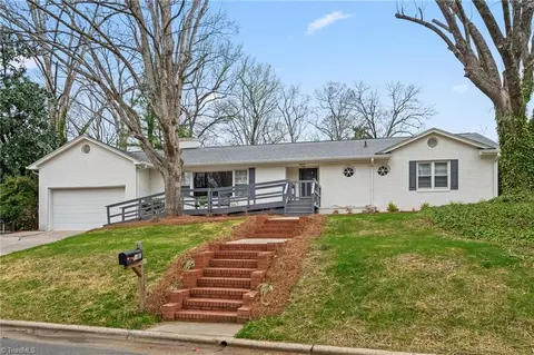 800 Creekside Dr, High Point, NC 27262