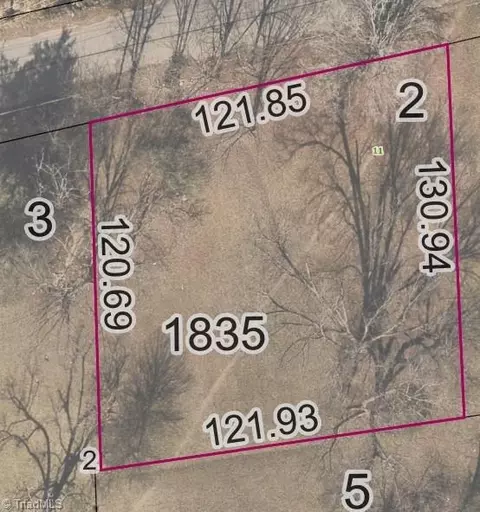 11 Kirkwood Ave, Lexington, NC 27292