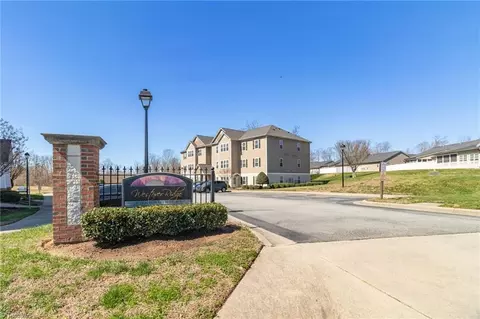 5430 Forester Dr #3D, High Point, NC 27265
